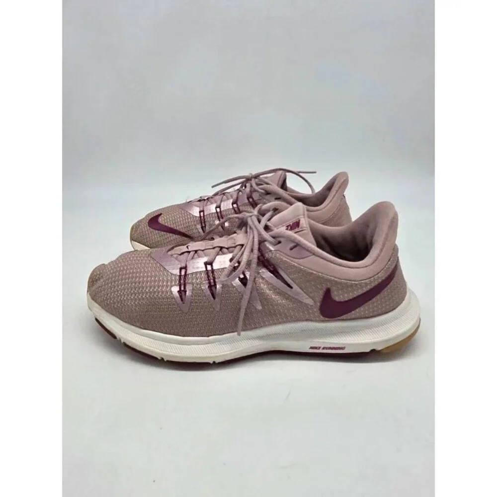 Nike Quest Running Shoes Plum Chalk True Berry Mauve Sneaker Size 8 BV6139-500